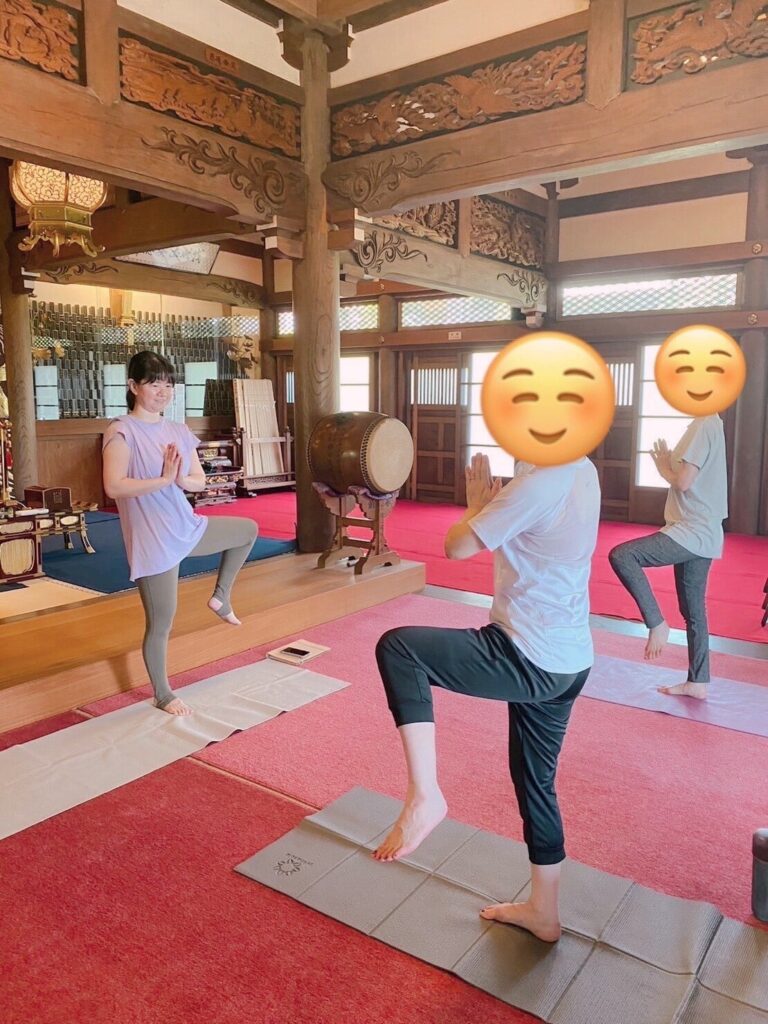 初！住職の妻　テラヨガ体験！